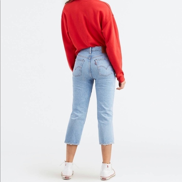 Levi's Light Blue Boyfriend Jeans - Picture 2 of 8